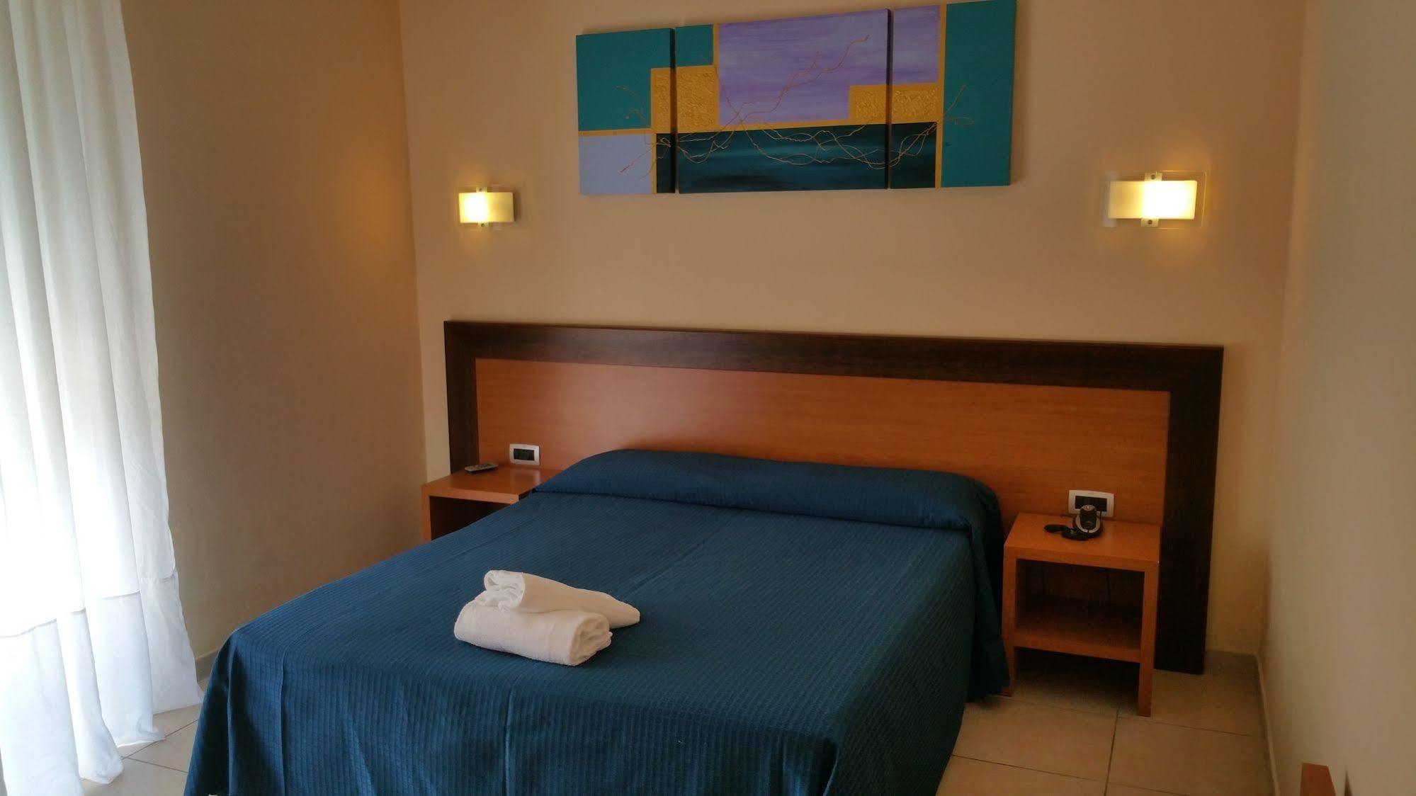 Hotel Club Koine Otranto Exterior foto